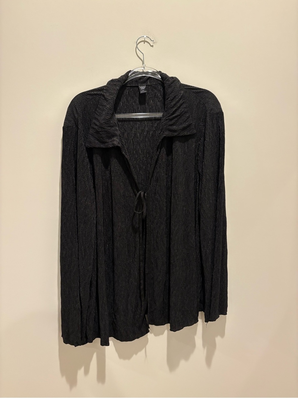 SHEIN Black Textured Open-Front Tie Cardigan